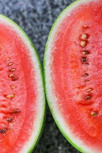 只露嘴吃瓜,网络热词背后的文化解读